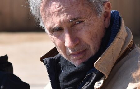 Stage d&rsquo;éthologie au profit de l&rsquo;association Hope Les 18, 19 et 20 mars 2021, l&rsquo;acteur passionné d&rsquo;équitation Thierry Lhermitte, s&rsquo;est déplacé aux Écuries du Château de Neydens à Saint-Cergues, siège de l&rsquo;association Hope, afin d&rsquo;animer un stage d&rsquo;éthologie. L&rsquo;éthologie consiste en l&rsquo;étude du comportement animal et de la relation entre l&rsquo;être humain et le cheval. [&hellip;]